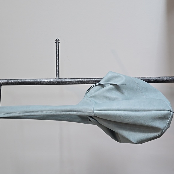 NWT Free People Slouchy Carryall - Picture 3 of 11